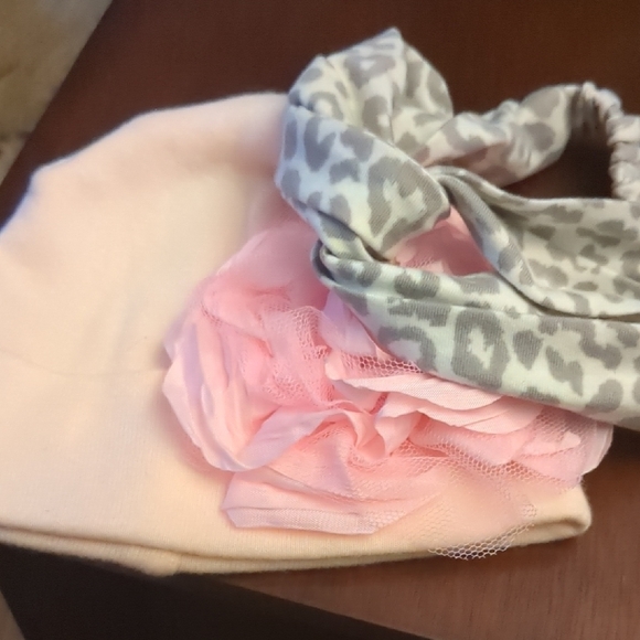 Adorable Newborn Hair Accessories - Picture 2 of 8